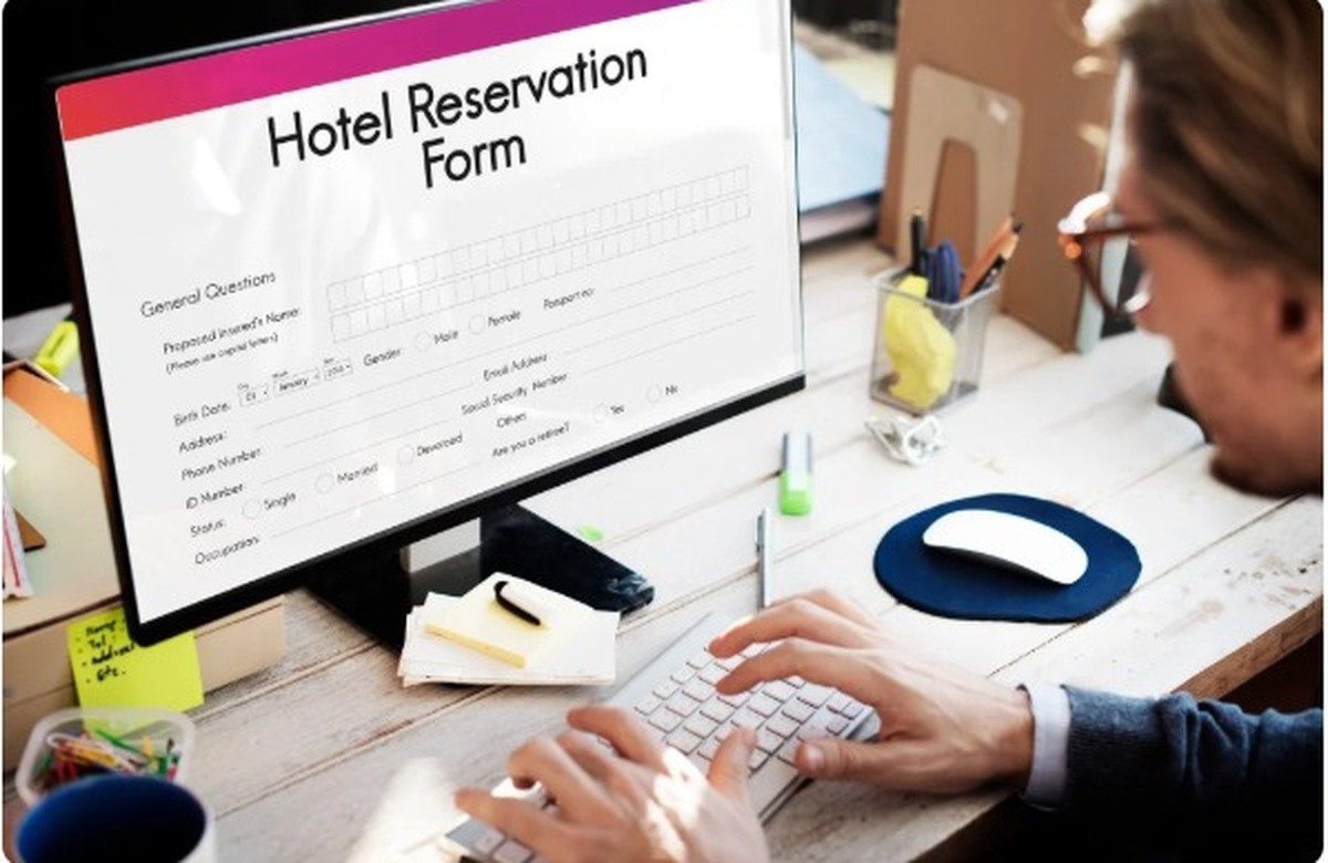 Hotel Booking service image